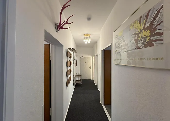 M M - Free Parking - Vintage Style برلين