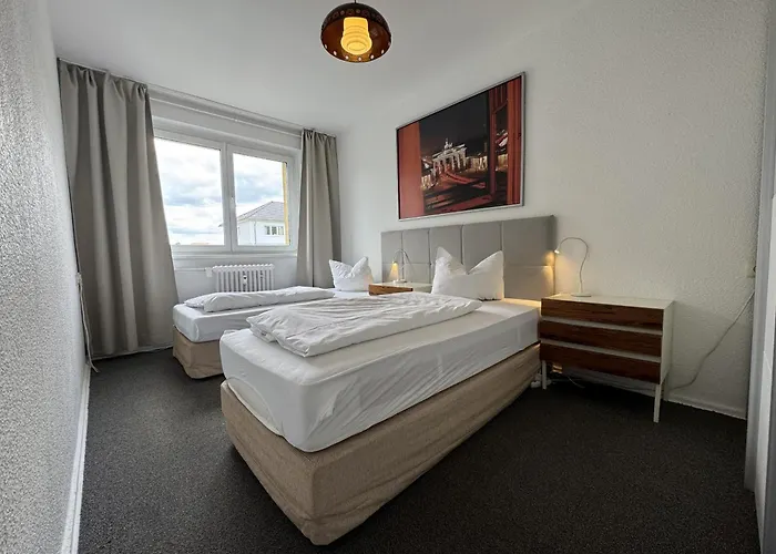 M M - Free Parking - Vintage Style Apartment *