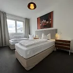 M M - Free Parking - Vintage Style Appartement *