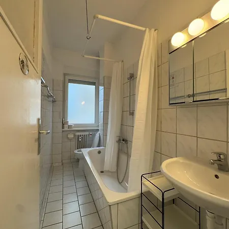 M M - Free Parking - Vintage Style * Βερολίνο