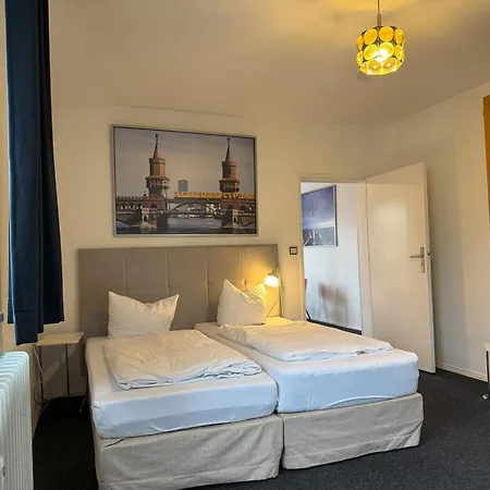 M M Vintage Family, Handwerker Und Monteure Apartmán Berlín