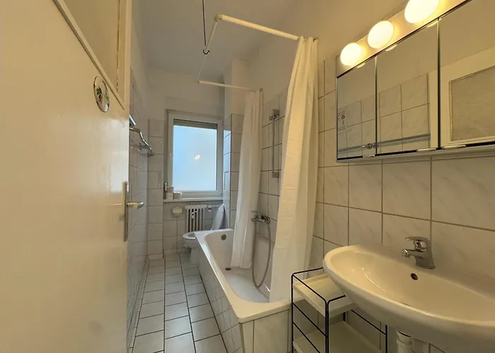 M M - Free Parking - Vintage Style * 베를린