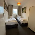 M M - Free Parking - Vintage Style Apartament
