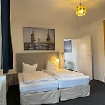 M M - Free Parking - Vintage Style Apartament Berlin